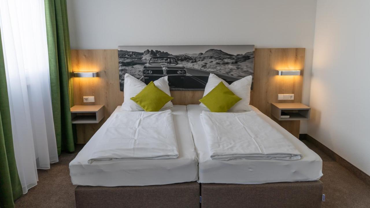 Highway Hotel Хербольцхайм Экстерьер фото