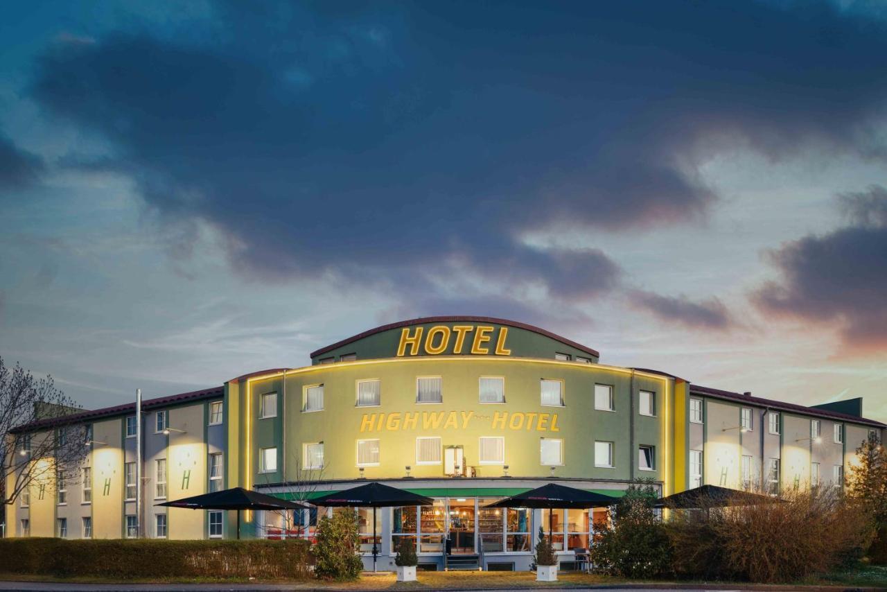 Highway Hotel Хербольцхайм Экстерьер фото