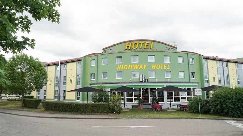 Highway Hotel Хербольцхайм Экстерьер фото